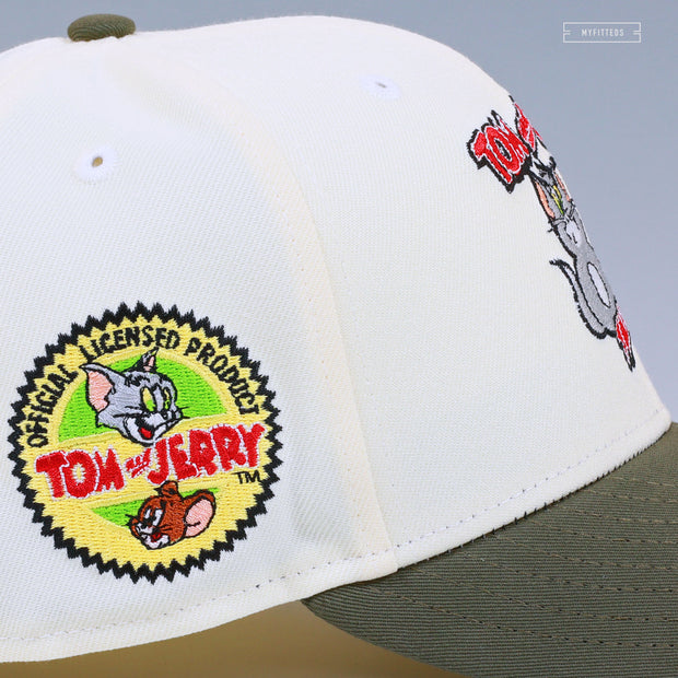 TOM AND JERRY™ 85TH ANNIVERSARY OFFICIAL LICENSED PRODUCT OFF WHITE NEW ERA CAP