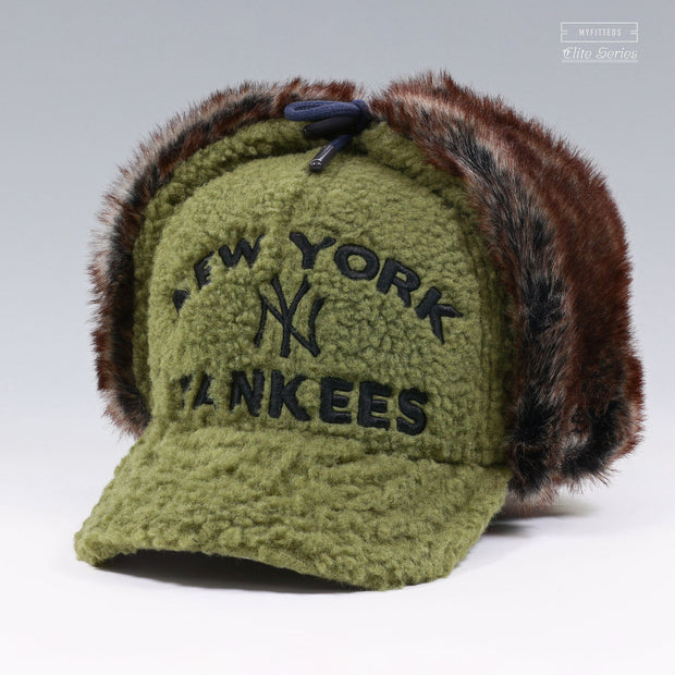 NEW YORK YANKEES 1999 WORLD SERIES SHERPA "PISTACHIO" DOG EAR ELITE SERIES NEW ERA FITTED CAP